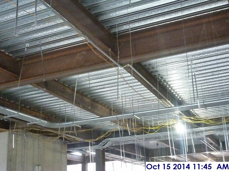 Duct hangers at the 1st floor Facing South-East (800x600)